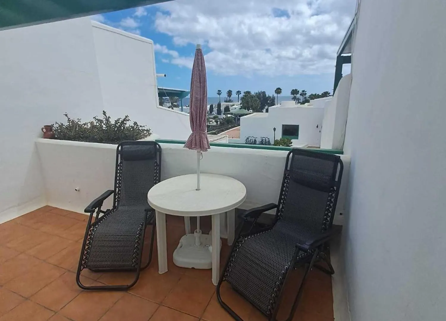 Bonito apartamento reformado, al lado del mar Costa Teguise