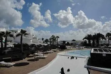 Bonito apartamento reformado, al lado del mar Costa Teguise 0*,  España