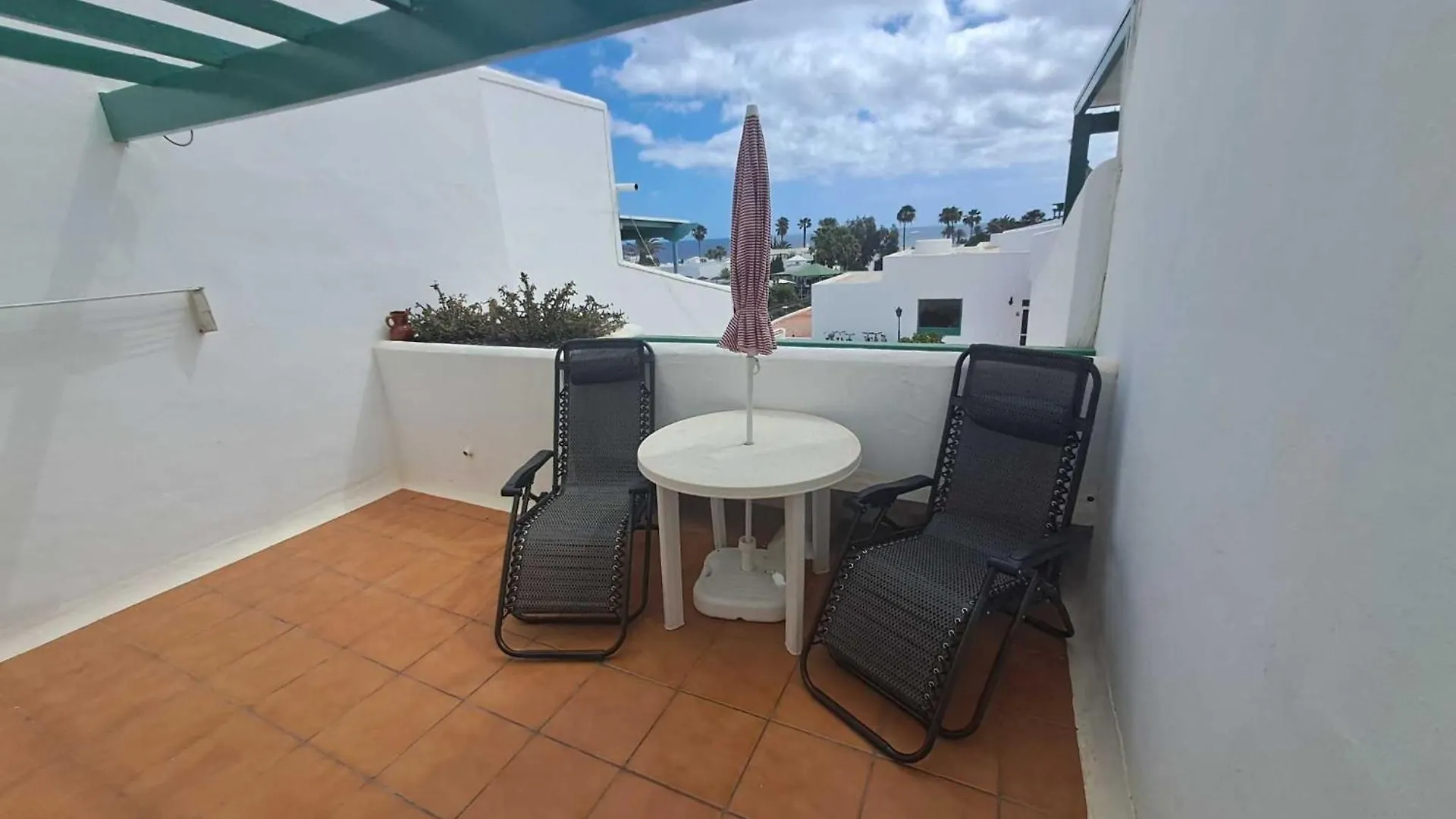 Bonito apartamento reformado, al lado del mar Costa Teguise