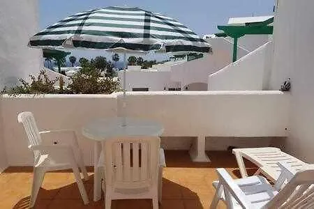 Bonito apartamento reformado, al lado del mar Costa Teguise