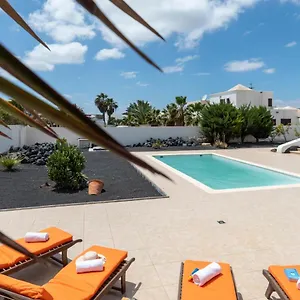 Casa Monicha Apartment